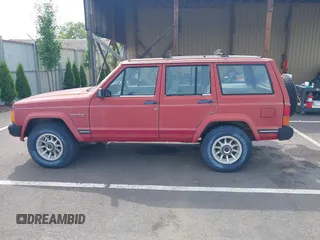 1989 Jeep Cherokee with VIN 1J4FT38L3KL577747, listed as a IAAI auction lot 42577047 with 144,312 mi miles and . Bid and sale history available at DreamBid. Image 14.