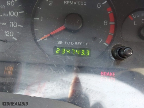 2001 Ford Mustang Standard with VIN 1FAFP40411F232997, listed as a IAAI auction lot 41560523 with 234,743 mi miles. Bid and sale history available at carsss.com. Image 7.