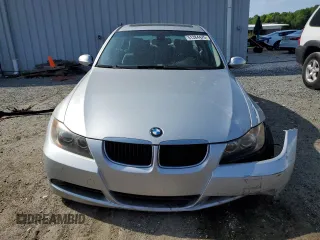 2007 BMW 3 Series 328i with VIN WBAVA33597KX82600, listed as a Copart auction lot 51384475 with 81,597 mi miles and Non Repairable. Bid and sale history available at carsss.com. Image 5.