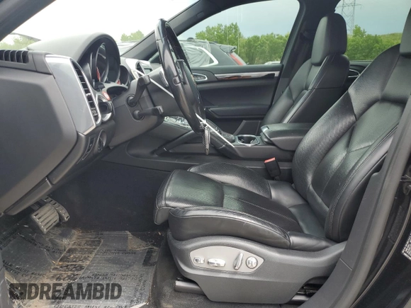 2013 Porsche Cayenne S with VIN WP1AB2A26DLA83415, listed as a Copart auction lot 58586125 with 141,439 mi miles and Salvage title. Bid and sale history available at DreamBid. Image 7.