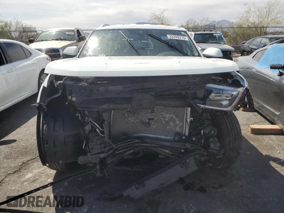 2024 Volkswagen Atlas SE with VIN 1V2HE2CA9RC209090, listed as a Copart auction lot 53399215 with 24,270 mi miles and Salvage title. Bid and sale history available at DreamBid. Image 5.