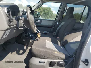 2004 Ford Expedition Special Service with VIN 1FMPU15L54LA10289, listed as a Copart auction lot 72683974 with 172,493 mi miles and Salvage Title. Bid and sale history available at carsss.com. Image 7.