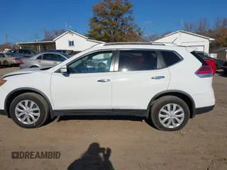 2016 Nissan Rogue S with VIN JN8AT2MT2GW003957, listed as a IAAI auction lot 40912213 with 139,143 mi miles. Bid and sale history available at carsss.com. Image 15.