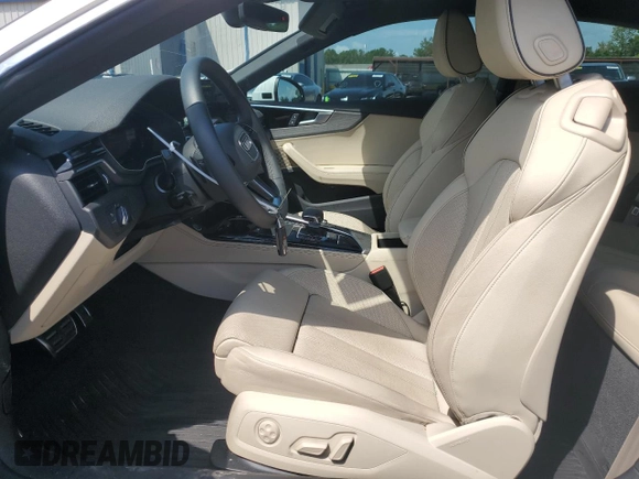 2023 Audi A5 S line Premium Plus z VIN WAUTAAF57PA023392, wystawiony jako Copart lot #61999744 z przebiegiem 3 918 mil mil oraz Szkoda całkowita • Salvage title. Historia ofert i sprzedaży dostępna na DreamBid. Obrazek 7.