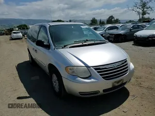 2007 Chrysler Town & Country LX with VIN 2A4GP44R17R258841, listed as a Copart auction lot 54401695 with 155,155 mi miles and Salvage Title. Bid and sale history available at DreamBid. Image 14.