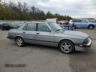 1988 BMW 5 Series 535i with VIN WBADC8402J1724704, listed as a Copart auction lot 75835434 with 62,181 mi miles and Clean Title. Bid and sale history available at carsss.com. Image 4.