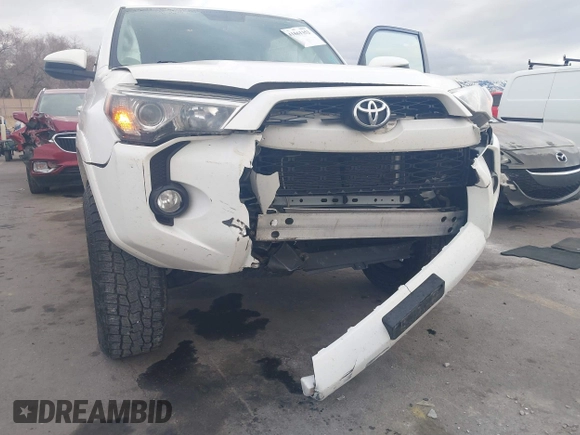 2018 Toyota 4Runner SR5 with VIN JTEBU5JR1J5605748, listed as a IAAI auction lot 41861352 with 49,323 mi miles and . Bid and sale history available at DreamBid. Image 6.