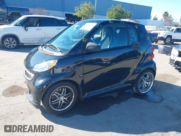 2014 Smart fortwo Pure with VIN WMEEJ3BA0EK740736, listed as a IAAI auction lot 41446173 with 68,530 mi miles and . Bid and sale history available at DreamBid. Image 16.