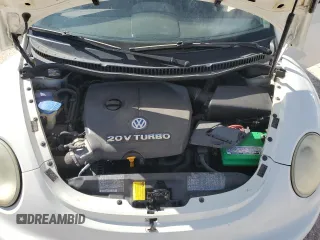 2000 Volkswagen Beetle GLX with VIN 3VWDD21C5YM450131, listed as a Copart auction lot 78421784 with 154,911 mi miles and Salvage title. Bid and sale history available at DreamBid. Image 11.