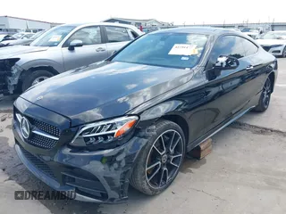 2019 Mercedes-Benz C 300 с VIN WDDWJ8DBXKF827124, выставлен на аукционе IAAI как лот 42391477 с пробегом 72 546 миль миль и . История ставок и продаж доступна на DreamBid. Изображение 2.