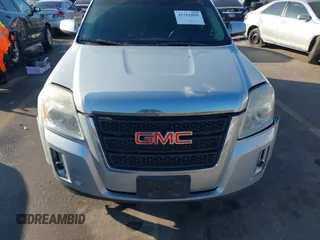 2013 GMC Terrain SLE z VIN 2GKFLREK9D6168690, wystawiony jako IAAI lot #41361099 z przebiegiem 131 867 mil mil oraz . Historia ofert i sprzedaży dostępna na DreamBid. Obrazek 12.