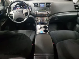2008 Toyota Highlander Sport with VIN JTEES43AX82103336, listed as a Copart auction lot 60317085 with 178,437 mi miles and Salvage title. Bid and sale history available at DreamBid. Image 8.