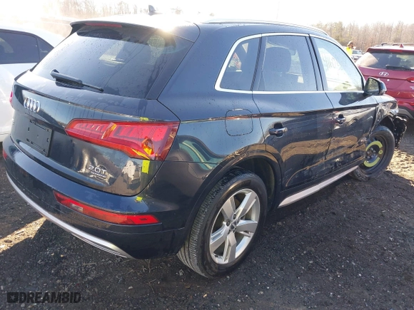 2018 Audi Q5 Premium Plus with VIN WA1BNAFY6J2040385, listed as a IAAI auction lot 41600628 with 109,351 mi miles. Bid and sale history available at carsss.com. Image 4.