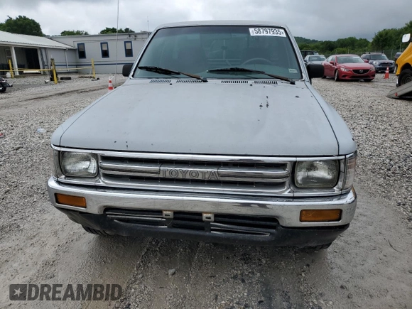 1989 Toyota Pickup DX с VIN JT4RN81PXK0034338, выставлен на аукционе Copart как лот 58797935 с пробегом 210 495 миль миль и Чистый • Clean title. История ставок и продаж доступна на DreamBid. Изображение 5.