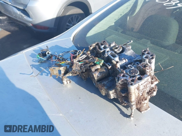 2018 Nissan Sentra S with VIN 3N1AB7AP5JY334084, listed as a IAAI auction lot 41721086 with Not Provided miles and . Bid and sale history available at DreamBid. Image 12.