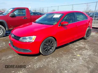 2013 Volkswagen Jetta SE z VIN 3VWDP7AJ2DM396638, wystawiony jako IAAI lot #41917933 z przebiegiem 156 882 mil mil oraz . Historia ofert i sprzedaży dostępna na DreamBid. Obrazek 18.