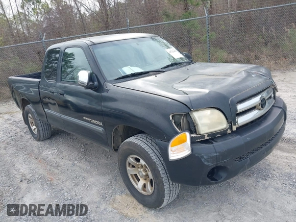 2003 Toyota Tundra SR5 with VIN 5TBRT34183S437029, listed as a IAAI auction lot 41725403 with 210,948 mi miles. Bid and sale history available at carsss.com. Image 1.