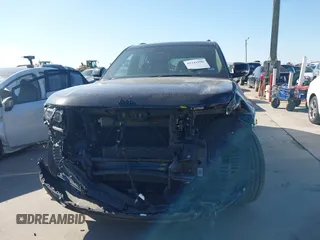 2024 Jeep Grand Cherokee Limited with VIN 1C4RJKBG4R8540492, listed as a IAAI auction lot 42241596 with 33,899 mi miles and . Bid and sale history available at DreamBid. Image 13.