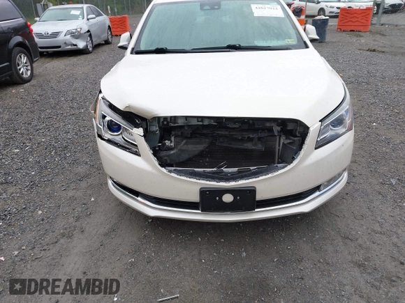 2014 Buick LaCrosse Premium II with VIN 1G4GF5G31EF234190, listed as a IAAI auction lot 42017022 with 125,376 mi miles. Bid and sale history available at carsss.com. Image 6.