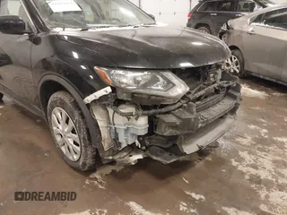 2019 Nissan Rogue SV with VIN 5N1AT2MV7KC785630, listed as a IAAI auction lot 41629871 with 136,928 mi miles and . Bid and sale history available at carsss.com. Image 18.