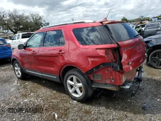 2018 Ford Explorer XLT z VIN 1FM5K7D80JGB74339, wystawiony jako Copart lot #60812125 z przebiegiem 113 620 mil mil oraz Szkoda całkowita • Salvage title. Historia ofert i sprzedaży dostępna na DreamBid. Obrazek 2.