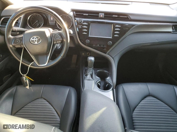 2019 Toyota Camry LE with VIN 4T1B11HK0KU184235, listed as a Copart auction lot 85879974 with 39,799 mi miles and Non Repairable. Bid and sale history available at carsss.com. Image 8.