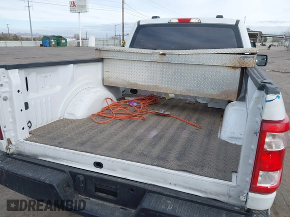2022 Ford F-150 XL with VIN 1FTMF1CB8NKE34567, listed as a IAAI auction lot 41540725 with 44,784 mi miles. Bid and sale history available at carsss.com. Image 8.