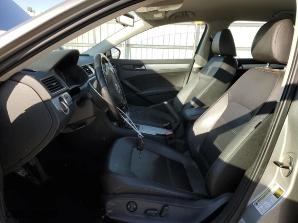 2012 Volkswagen Passat SE with VIN 1VWBP7A35CC014949, listed as a Copart auction lot 48211475 with 127,879 mi miles and Salvage Title. Bid and sale history available at carsss.com. Image 7.