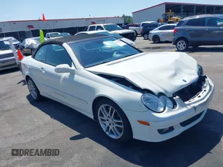 2009 Mercedes-Benz CLK-Class 3.5L with VIN WDBTK56F09T104434, listed as a IAAI auction lot 41976340 with 58,710 mi miles. Bid and sale history available at carsss.com. Image 1.