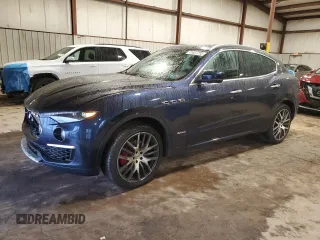 2021 Maserati Levante GranLusso z VIN ZN661XUL9MX363784, wystawiony jako Copart lot #51637295 z przebiegiem 70 998 mil mil oraz Szkoda całkowita • Salvage title. Historia ofert i sprzedaży dostępna na DreamBid. Obrazek 1.