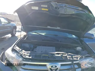 2012 Toyota Highlander Limited with VIN 5TDDK3EH3CS103443, listed as a IAAI auction lot 41686490 with 157,054 mi miles. Bid and sale history available at carsss.com. Image 10.