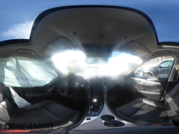 2015 Infiniti Q50 Premium z VIN JN1BV7ARXFM395132, wystawiony jako IAAI lot #41618895 z przebiegiem 96 951 mil mil oraz . Historia ofert i sprzedaży dostępna na DreamBid. Obrazek 17.