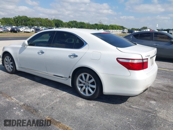 2008 Lexus LS 460 with VIN JTHBL46F485057947, listed as a IAAI auction lot 42087768 with 344,631 mi miles. Bid and sale history available at carsss.com. Image 3.