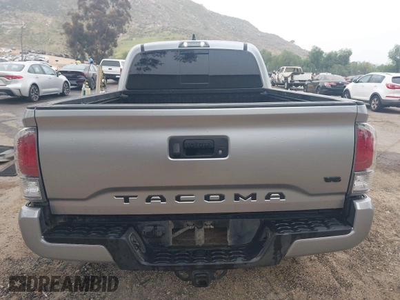 2023 Toyota Tacoma SR5 z VIN 3TMDZ5BN2PM164497, wystawiony jako IAAI lot #42034519 z przebiegiem 25 451 mil mil oraz . Historia ofert i sprzedaży dostępna na DreamBid. Obrazek 16.