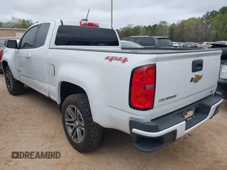 2019 Chevrolet Colorado 4WD Work Truck z VIN 1GCHTBEA9K1138964, wystawiony jako IAAI lot #41899060 z przebiegiem 99 566 mil mil oraz . Historia ofert i sprzedaży dostępna na DreamBid. Obrazek 3.