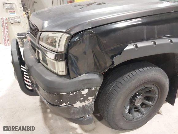 2005 Chevrolet Avalanche Z71 with VIN 3GNEK12Z95G224153, listed as a IAAI auction lot 41832920 with 172,146 mi miles. Bid and sale history available at carsss.com. Image 13.