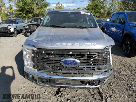 2023 Ford F-350 z VIN 1FD8W3FN2PEC67879, wystawiony jako Copart lot #47778695 z przebiegiem 12 271 mil mil oraz Szkoda całkowita • Salvage title. Historia ofert i sprzedaży dostępna na DreamBid. Obrazek 5.