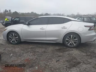 2019 Nissan Maxima Platinum z VIN 1N4AA6AV6KC372254, wystawiony jako IAAI lot #41519515 z przebiegiem 124 326 mil mil oraz . Historia ofert i sprzedaży dostępna na DreamBid. Obrazek 14.