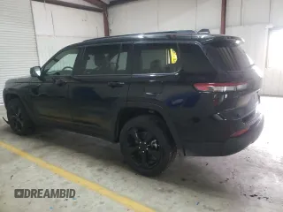 2023 Jeep Grand Cherokee Laredo with VIN 1C4RJJAG6P8867033, listed as a Copart auction lot 77134103 with 7,806 mi miles and Clean title. Bid and sale history available at DreamBid. Image 2.