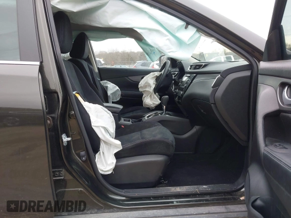 2016 Nissan Rogue S with VIN JN8AT2MV5GW134026, listed as a IAAI auction lot 41364492 with 118,069 mi miles and . Bid and sale history available at carsss.com. Image 5.