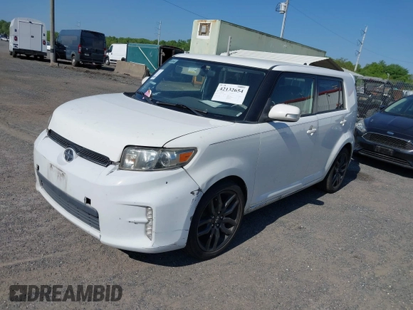 2013 Scion xB with VIN JTLZE4FE0DJ045236, listed as a IAAI auction lot 42132654 with 1 mi miles. Bid and sale history available at carsss.com. Image 2.