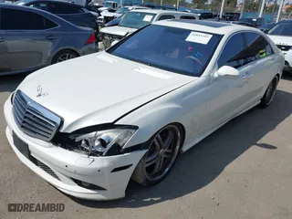 2009 Mercedes-Benz S-Class 5.5L V8 with VIN WDDNG71X09A272339, listed as a IAAI auction lot 41855197 with 130,972 mi miles. Bid and sale history available at carsss.com. Image 18.