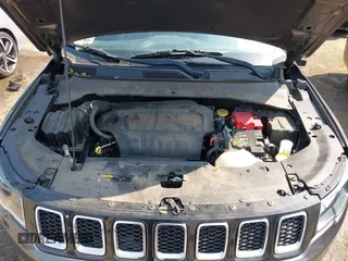 2019 Jeep Compass Limited with VIN 3C4NJDCB3KT624128, listed as a IAAI auction lot 42470893 with 94,350 mi miles and . Bid and sale history available at DreamBid. Image 10.