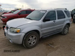 2004 Ford Escape Limited with VIN 1FMCU94184KB62778, listed as a Copart auction lot 70992184 with 165,199 mi miles and Salvage Title. Bid and sale history available at carsss.com. Image 1.