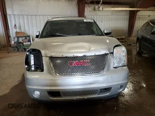 2011 GMC Yukon XL Denali with VIN 1GKS2MEF5BR273932, listed as a Copart auction lot 49112185 with 0 mi miles and Clean Title. Bid and sale history available at carsss.com. Image 5.