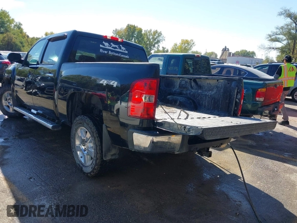 2011 Chevrolet Silverado 1500 LTZ with VIN 3GCPKTE3XBG303427, listed as a IAAI auction lot 40512927 with 211,198 mi miles and . Bid and sale history available at DreamBid. Image 3.