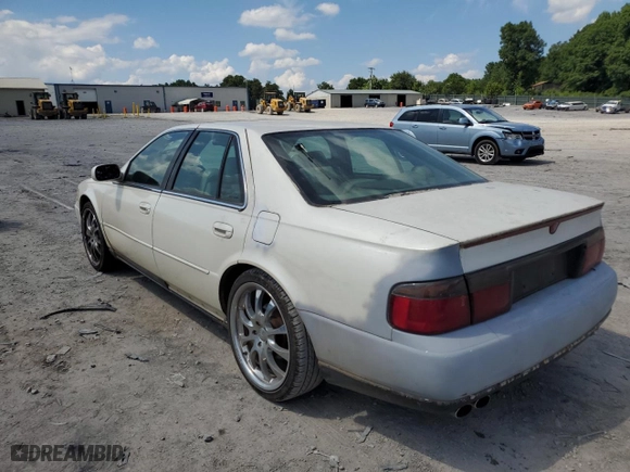 1998 Cadillac Seville SLS with VIN 1G6KS54Y8WU923248, listed as a Copart auction lot 60958384 with 156,041 mi miles and Clean Title. Bid and sale history available at carsss.com. Image 2.