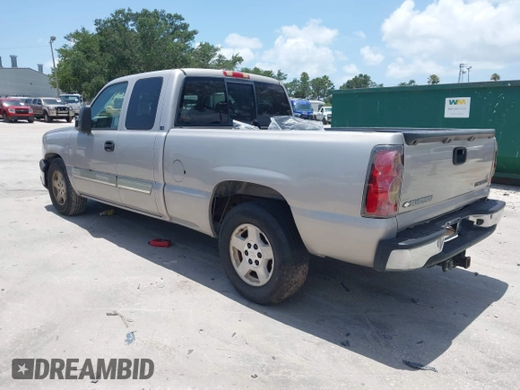 2005 Chevrolet Silverado 1500 LS z VIN 2GCEC19T551194164, wystawiony jako IAAI lot #42457424 z przebiegiem 183 283 mil mil oraz . Historia ofert i sprzedaży dostępna na DreamBid. Obrazek 3.