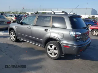 2005 Mitsubishi Outlander z VIN JA4LX81F35U005245, wystawiony jako IAAI lot #42430398 z przebiegiem 221 922 mil mil oraz . Historia ofert i sprzedaży dostępna na DreamBid. Obrazek 3.