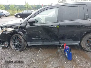 2016 Jeep Compass High Altitude с VIN 1C4NJDEBXGD558509, выставлен на аукционе IAAI как лот 42240509 с пробегом 93 480 миль миль и . История ставок и продаж доступна на DreamBid. Изображение 18.